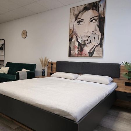 Doppelzimmer-Studio Fuer 2 Ramstein-Miesenbach Exterior photo
